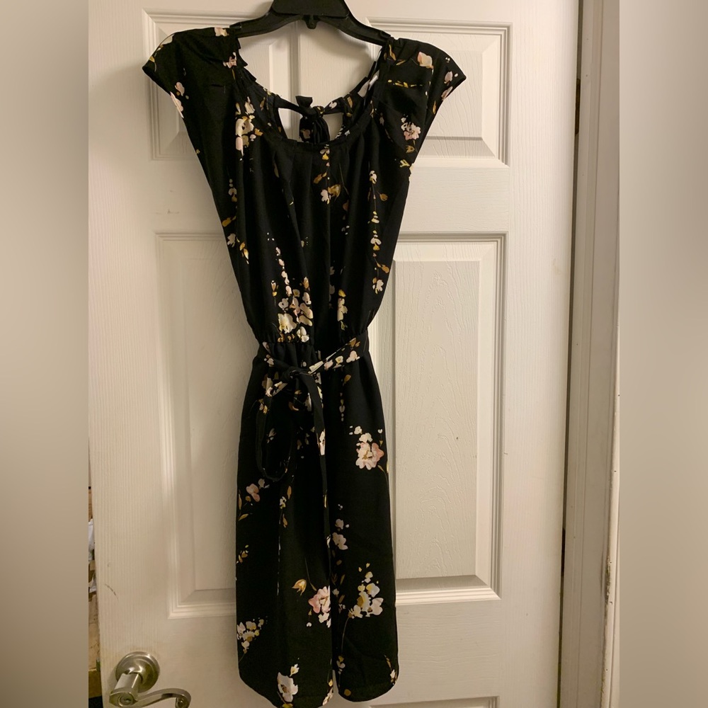 NWOT Black sleeveless dress with yellow flowers